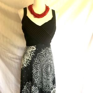Black and white fit and flair dress size 12